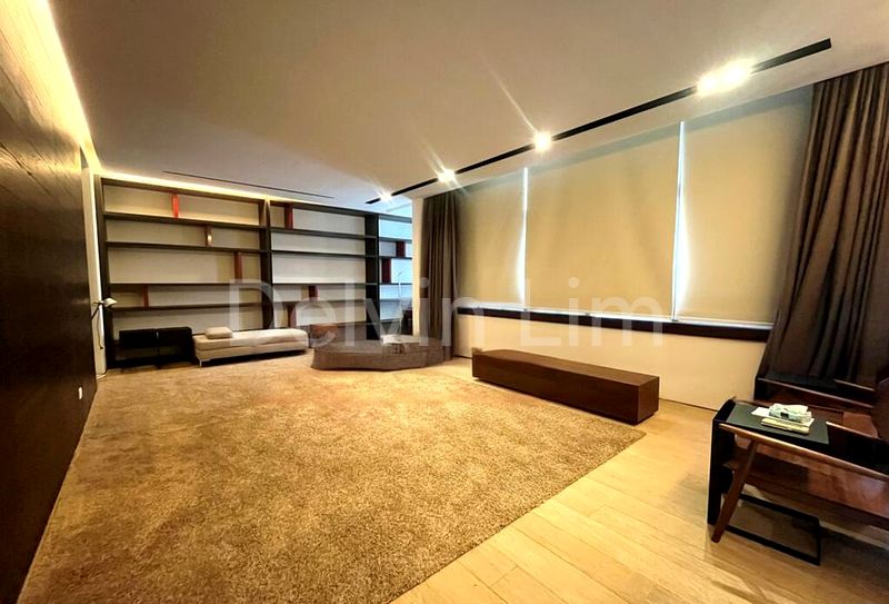 5 Bed Condo for Sale in  Beverly Hill - Image 1